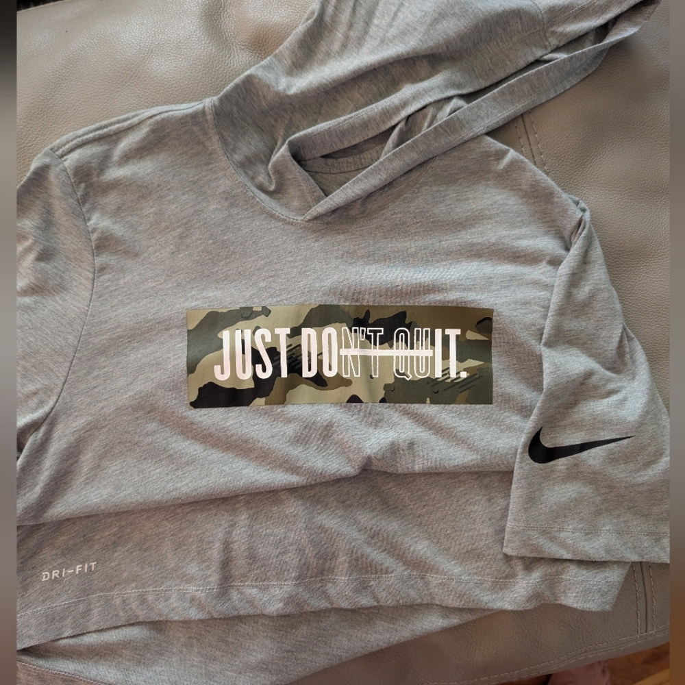 Nike Gray Hoodie T-shirt Dri-Fit, Bonus Under Armor And Hang Time T-shirts